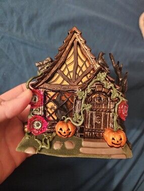 Bath Body Works HALLOWEEN Haunted Witch Cottage Projector Wallflower Plug In
